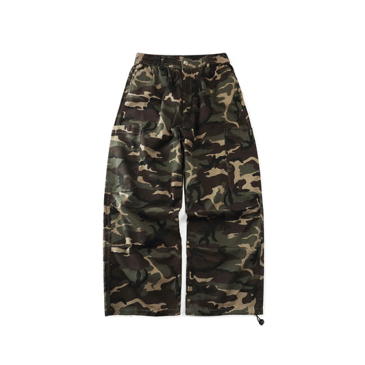 Adjustable Camouflage Cargo Pants for Outdoor Use